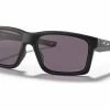Oakley Mainlink XL Sunglasses -Golf Accessories Sales Store 888392428332 std shad qt